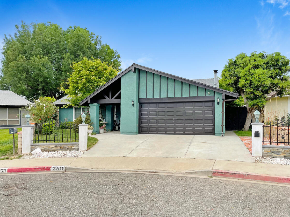 2611 Willow Ct.